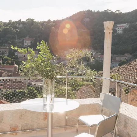 Apartment Modern With Rooftop Terrace 15min Walk