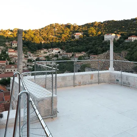 Modern With Rooftop Terrace 15min Walk